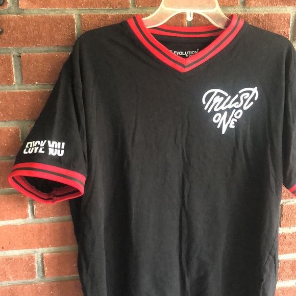 Trust one t shirt - size Xl by Evolution in Design - Picture 9 of 12